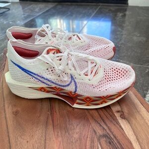 Size 6 Nike zoom x vapor fly 3 blueribbon sports